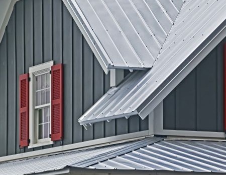 Roof Washing in Houston: How Long Do Results Last (By Material)?